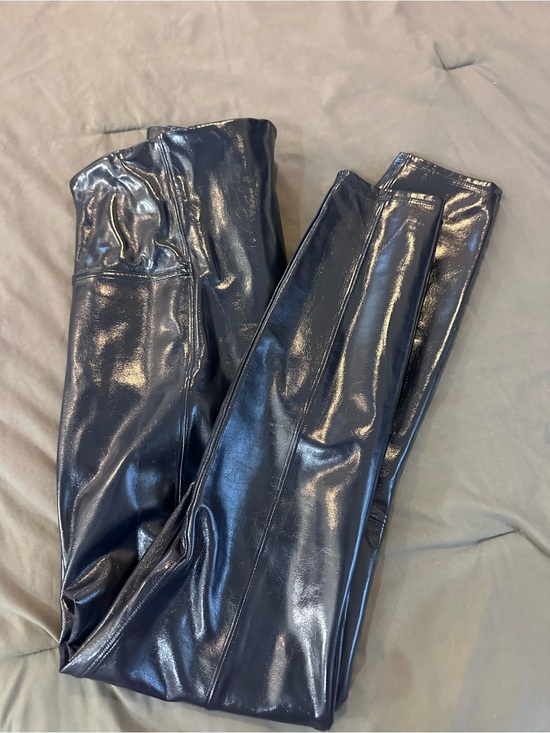 SPANX Pants - SPANX High-Shine Faux Leather Leggings in Black